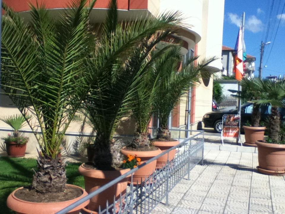 Family Hotel Deja Vu Rawda Exterior foto